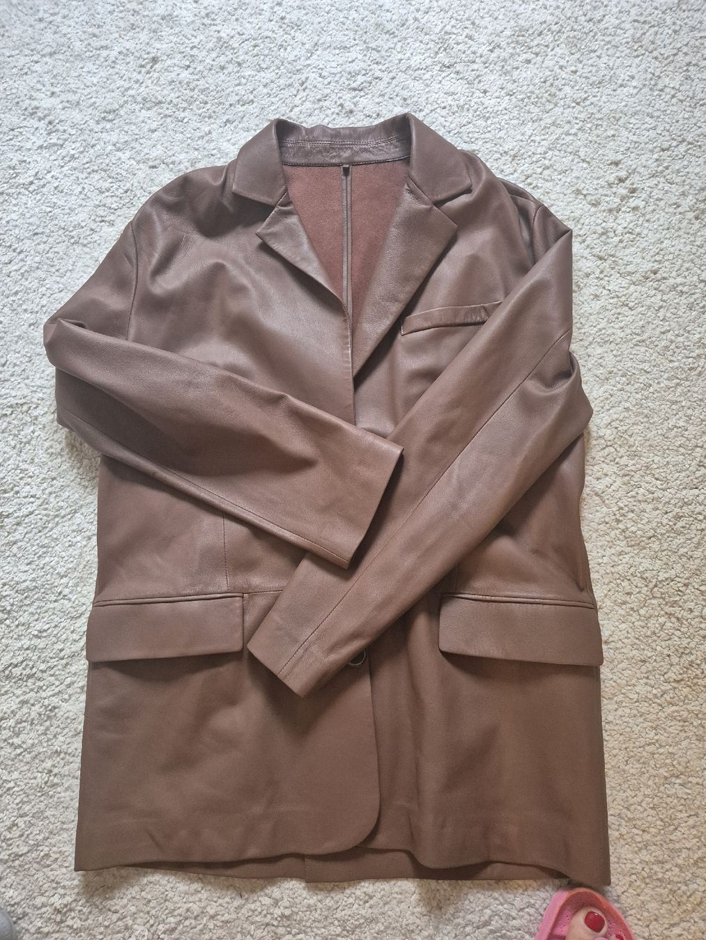 Giacche: Leggerissima Meravigliosa oversize giacca in pelle – Usato da Luzern venduto da jen_9s9n 2