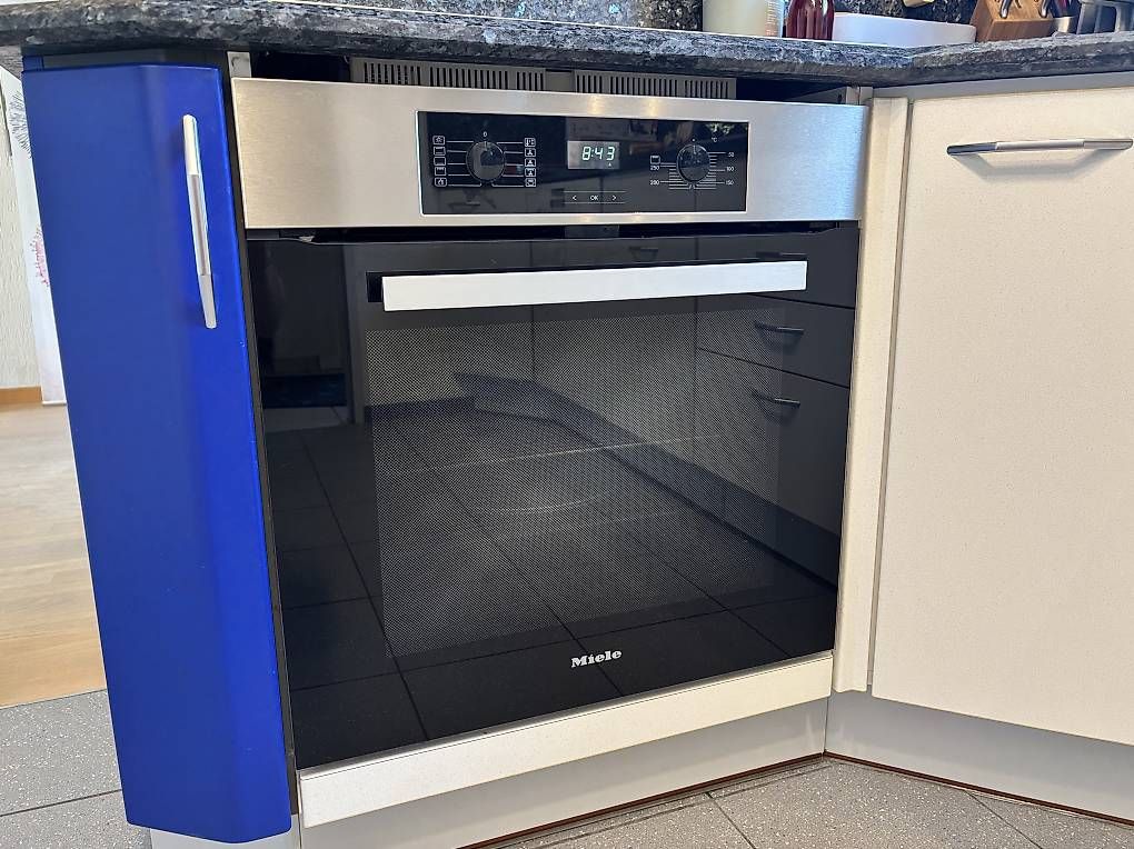 Miele Fours: Miele Backofen – D'occasion à Sirnach par c.schnelli