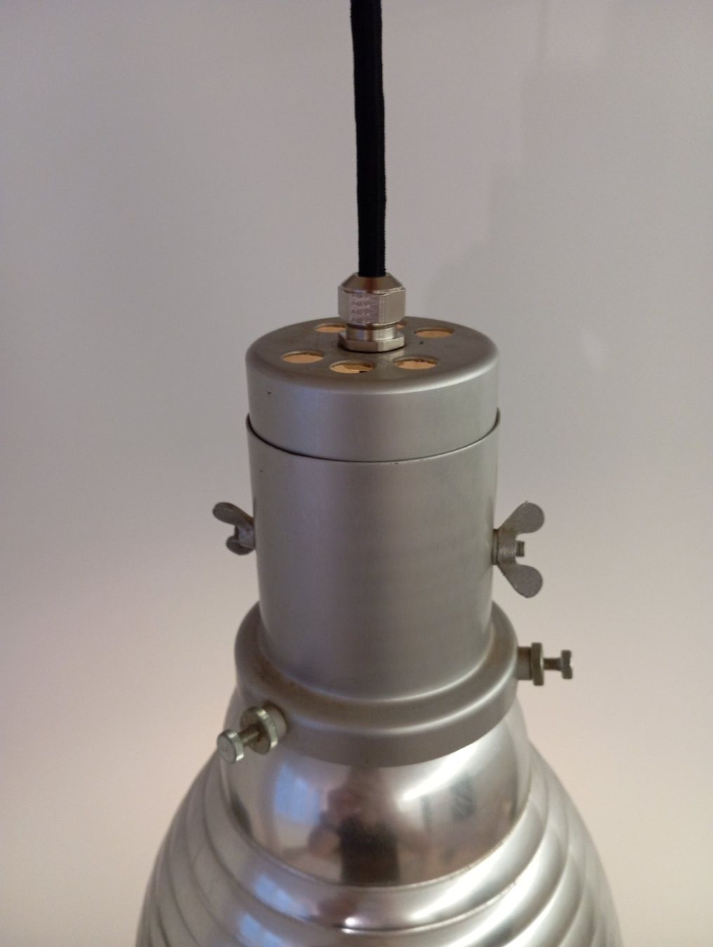 Lampade: Industrie Hängelampe Fabriklampe – Usato da Giswil venduto da Zumdesign 1