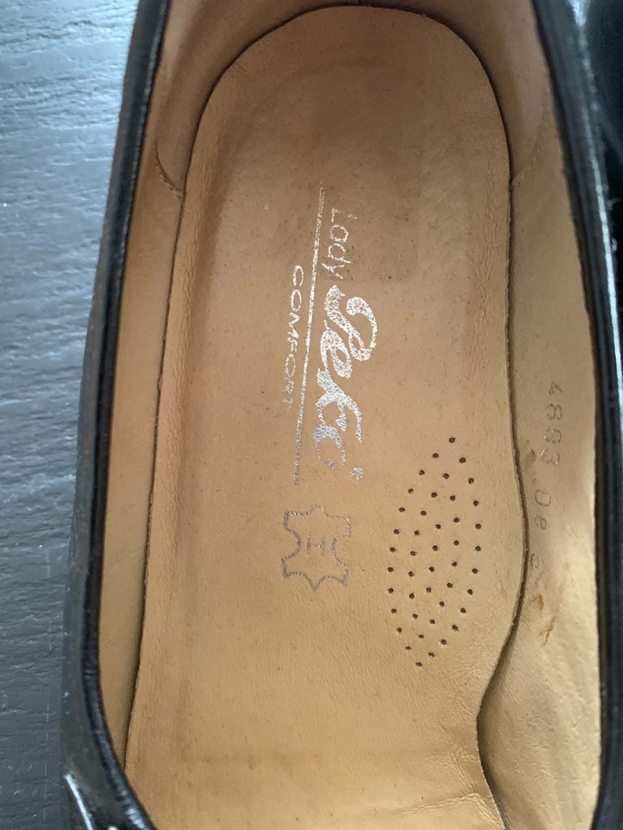 Scarpe da donna: Trachten Schuhe Damen gr 38 – Usato da Oberstocken venduto da Janu88 2
