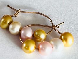 Multicolor freshwater peal  earrings.
