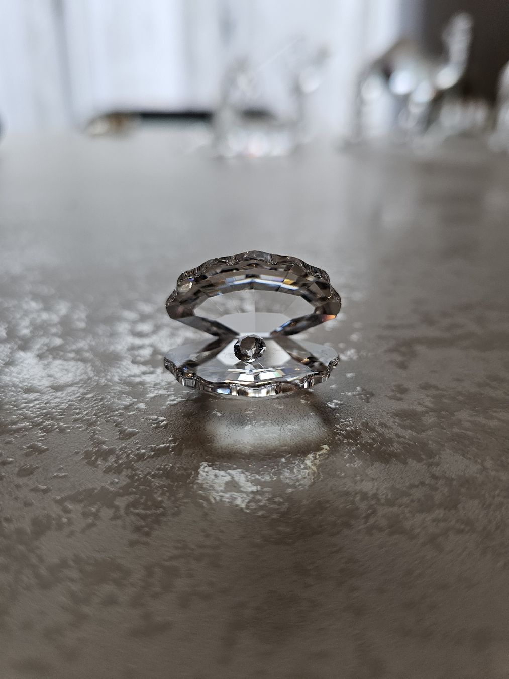 Swarovski Statuette: Swarovski Muschel mit Perle, klein 1120198 – Nuovo e nell'imballaggio originale da Roggwil BE venduto da val_cqv7