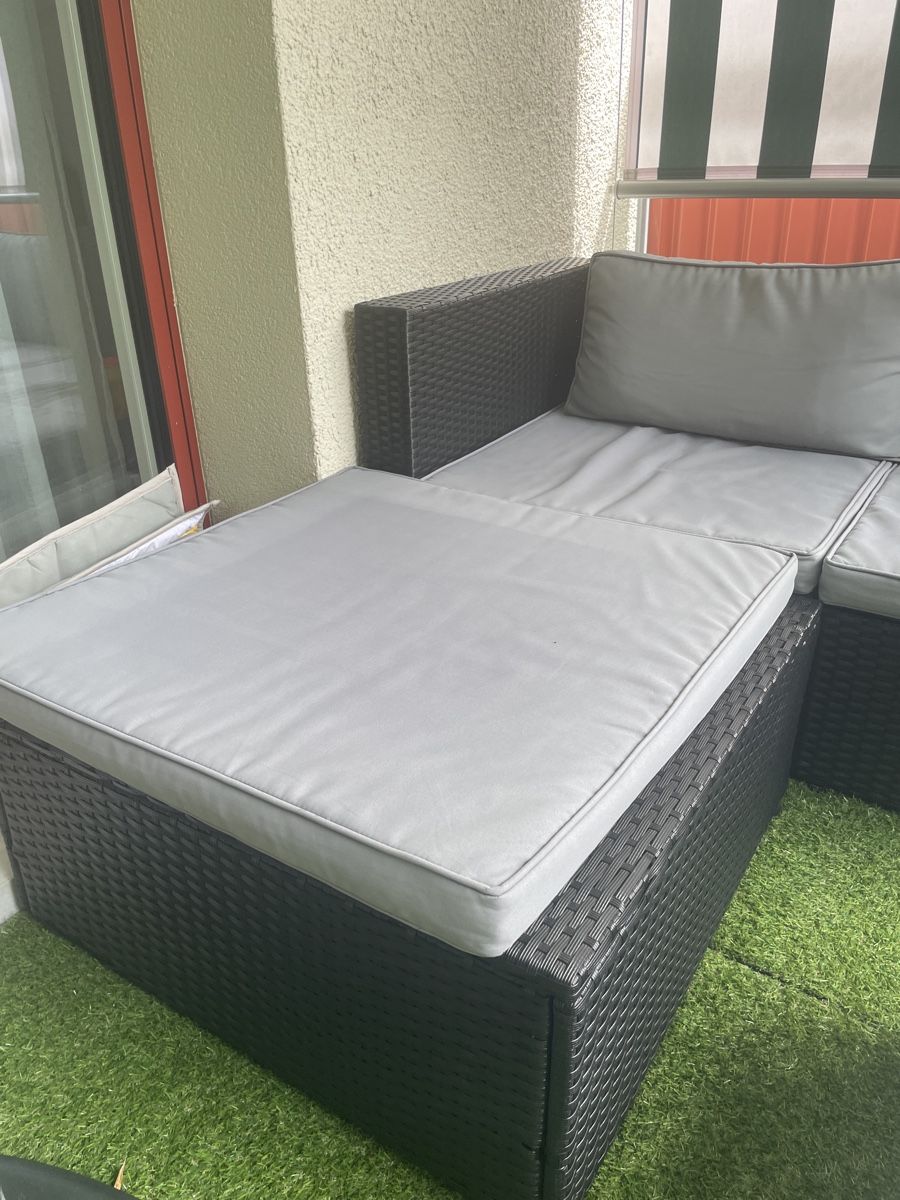 Divani: Gartensitzgruppe Rattan Sofa mit Hocker & Tisch – Usato da Bassersdorf venduto da Ketty93 3