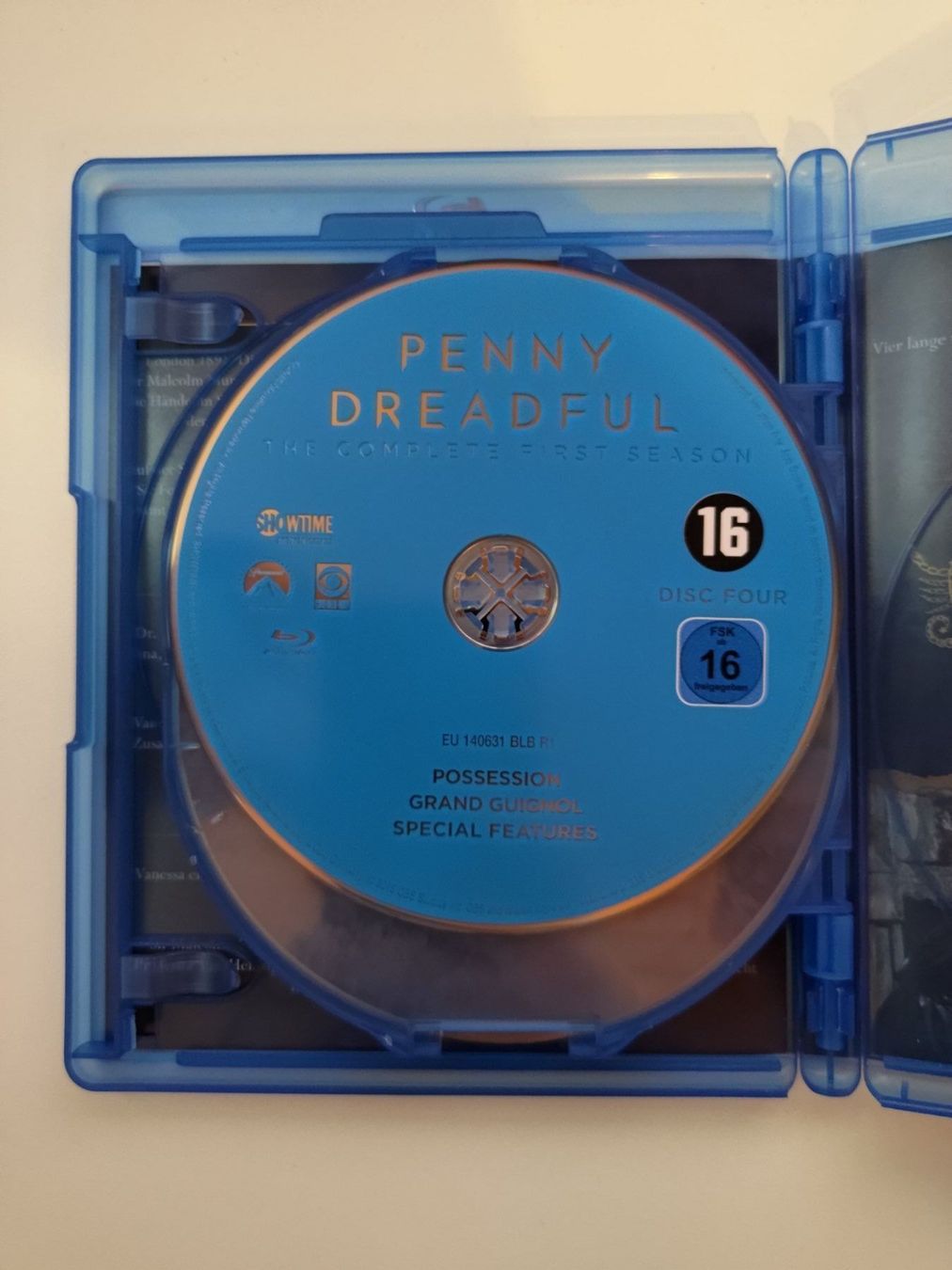 Tutti i DVDs: Penny Dreadful - Staffel 1 (4 Blu-Rays) – Usato da Liestal venduto da Kratzilla 3