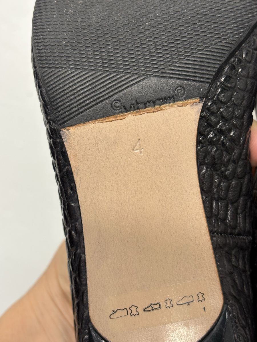 Kaiser Scarpe da donna: Peter Kaiser Leder Kroko-Pumps Gr. 4, 37  schwarz spitz – Usato da Regensdorf venduto da secondchancefashion 6