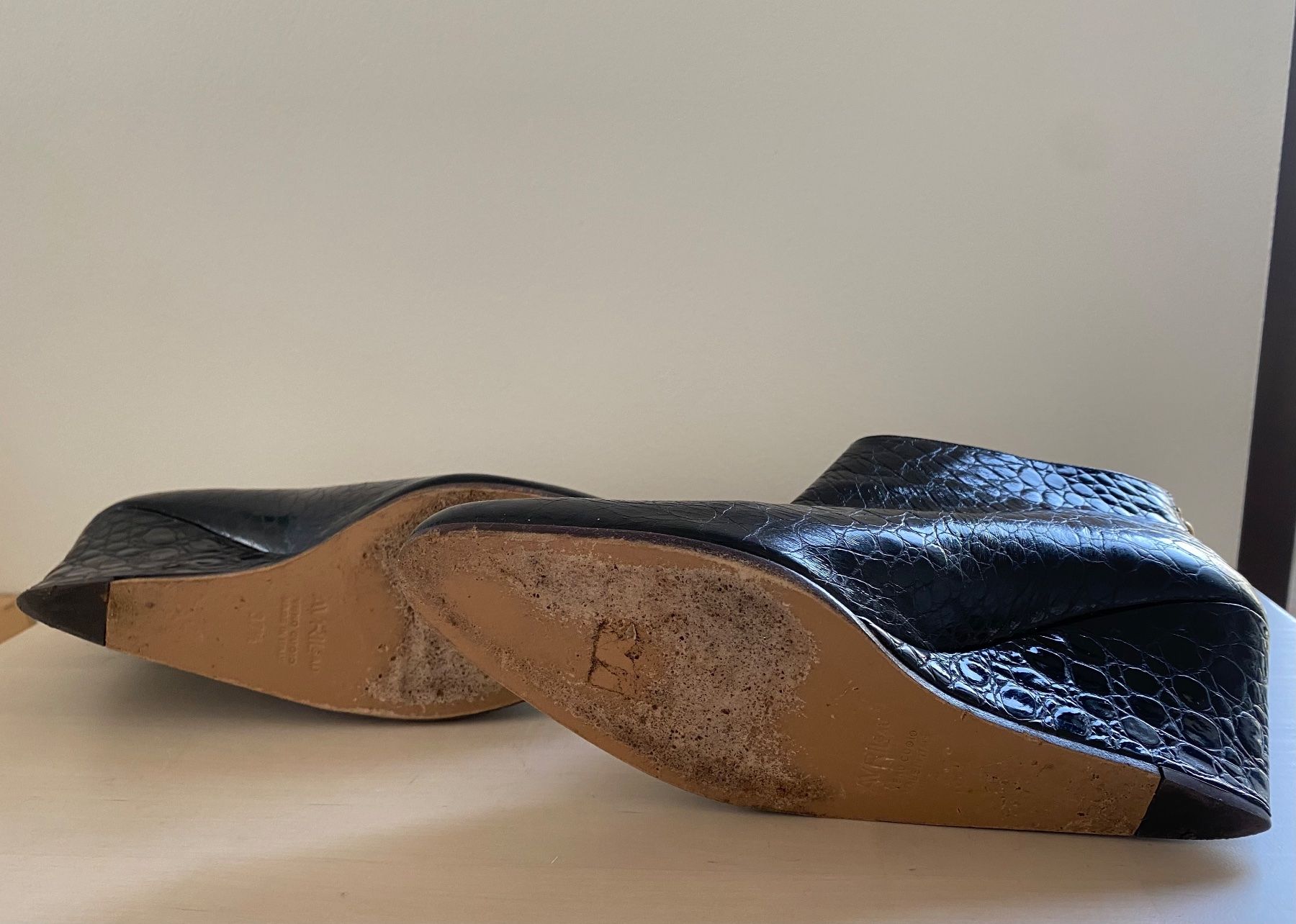 Scarpe da donna: Stiefelette, Keilabsatz, Avril Gau, Grösse 37,5 – Nuovo (secondo la descrizione) da Bern venduto da L.I.A. 4
