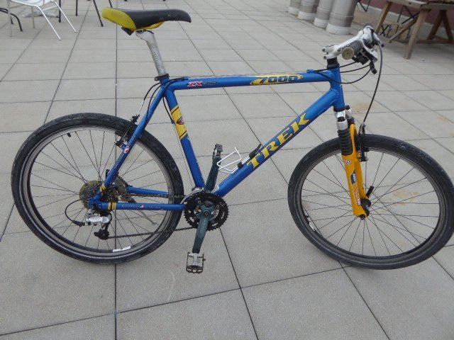 Trek 7000 outlet bike