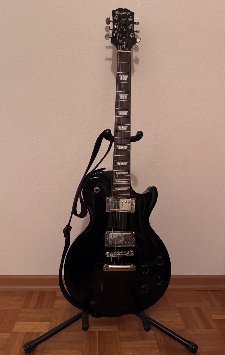 Epiphone Strumenti musicali: Epiphone Les Paul Ebony/Schwarz – Usato da Greifensee venduto da ann_ms2c