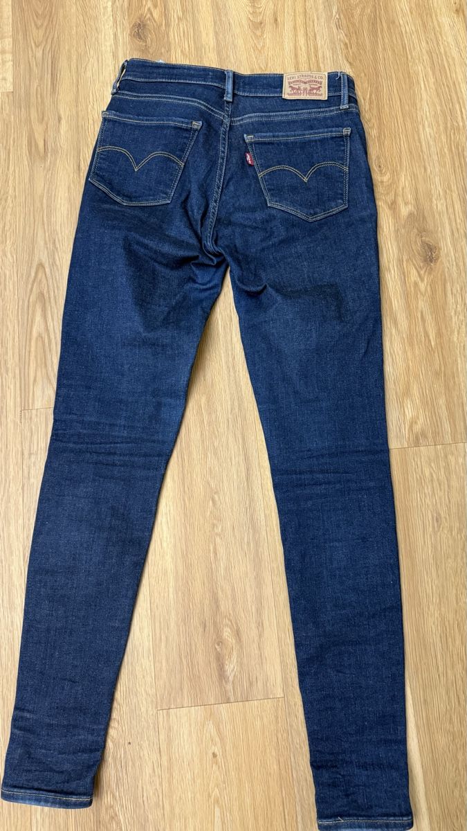 Levi's Jeans: Jeans Levi‘s Gr. 26 – Gebraucht aus Wallisellen von S_lb 5