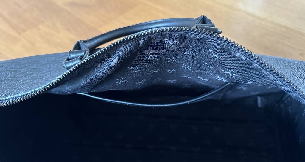 Taschen: Weekender-Tasche – Gebraucht aus Aeschi SO von EschlerD 4