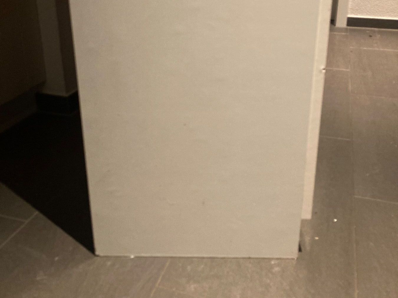 Armadi: Schuh-Schrank mit Drahtablagen – Usato da Reiden venduto da System07 7