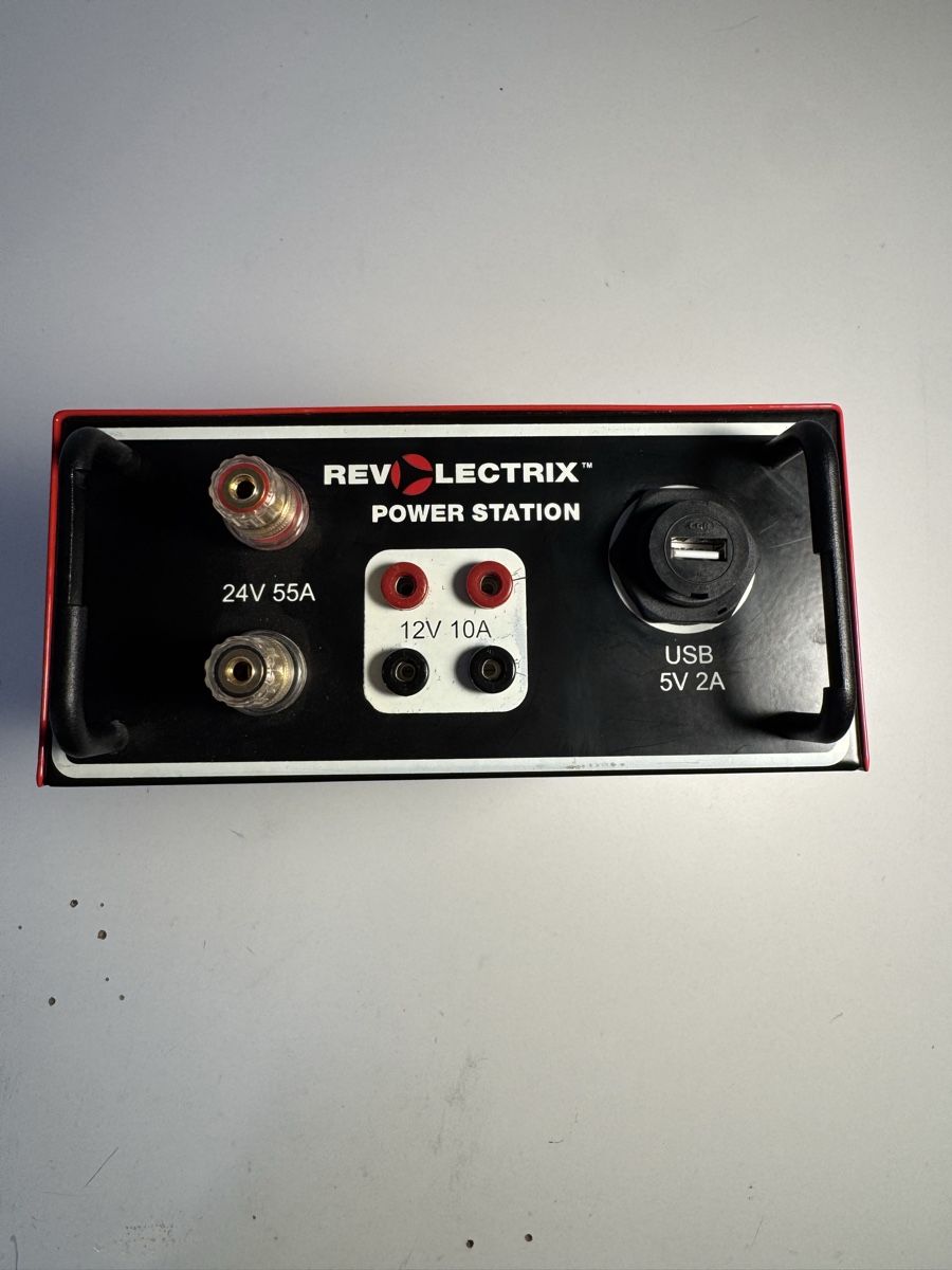 Batterie, Caricabatterie & Alimentatori: Netzteil Revolectrix 24V 55A – Usato da Gutenswil venduto da HeliFoto 3