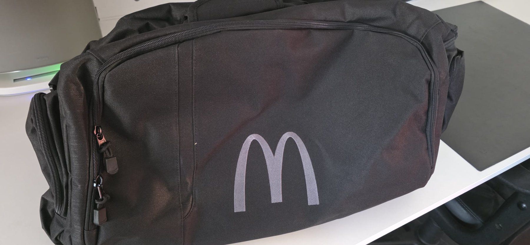 Borse: Original McDonald's Reisetasche / Crew Bag – Nuovo (secondo la descrizione) da Biel/Bienne venduto da Popoff1