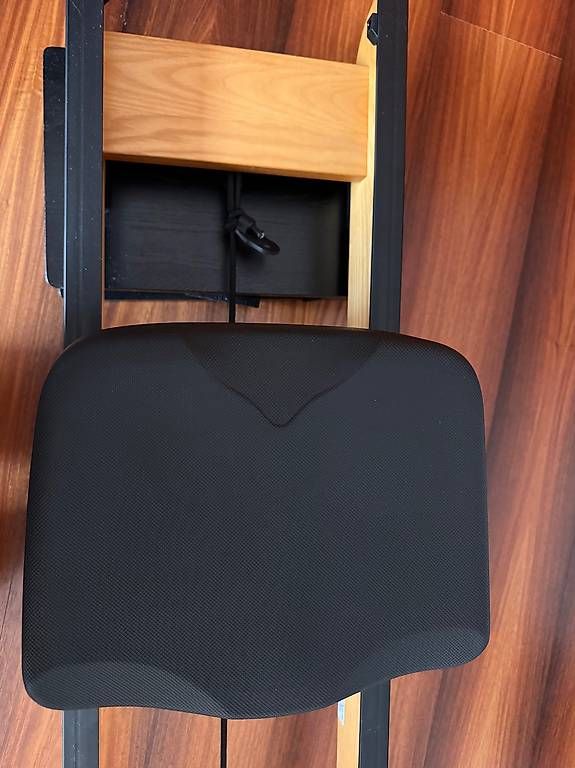 Hometrainer: Waterrower mit Balanceboard – Usato da Felben-Wellhausen venduto da Subhaga 2