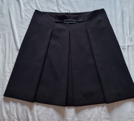 Damen Rock schwarz mit Zierschnalle Marccain,  Gr. 40