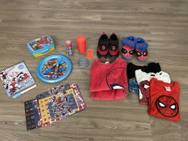 Grand lot Spider-Man/Super-Héros : Vêtements, chaussures,etc