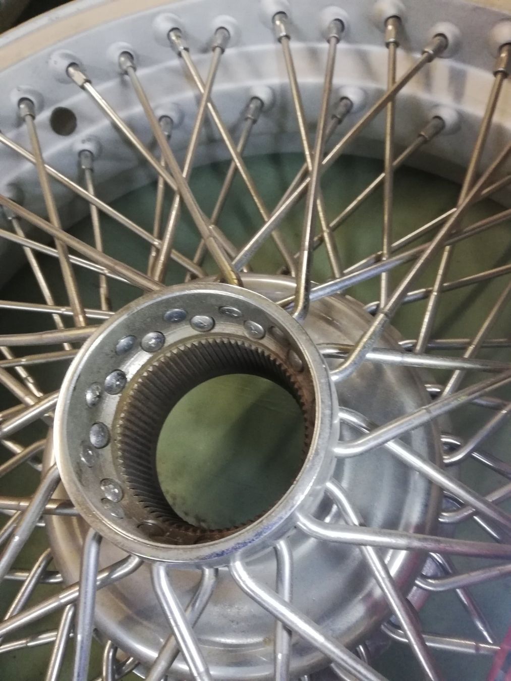Jaguar Pneus & Roues: Speichenräder zu Jaguar SS – D'occasion à Jona par Shadow00 2