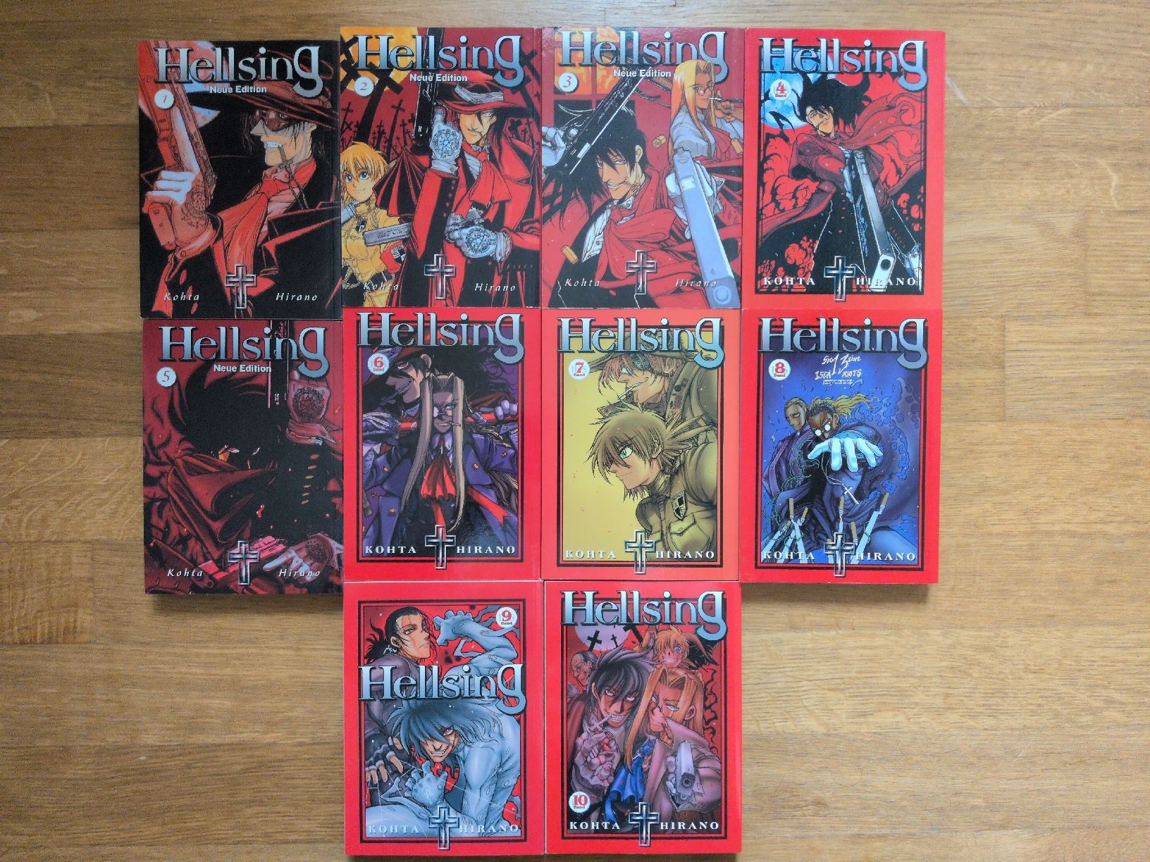 Fumetti: Hellsing Manga Serie Komplett – Usato da Wädenswil venduto da Sumire22
