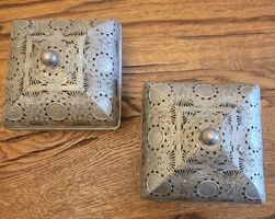 2x Silberfarbene Metalldosen Vintage