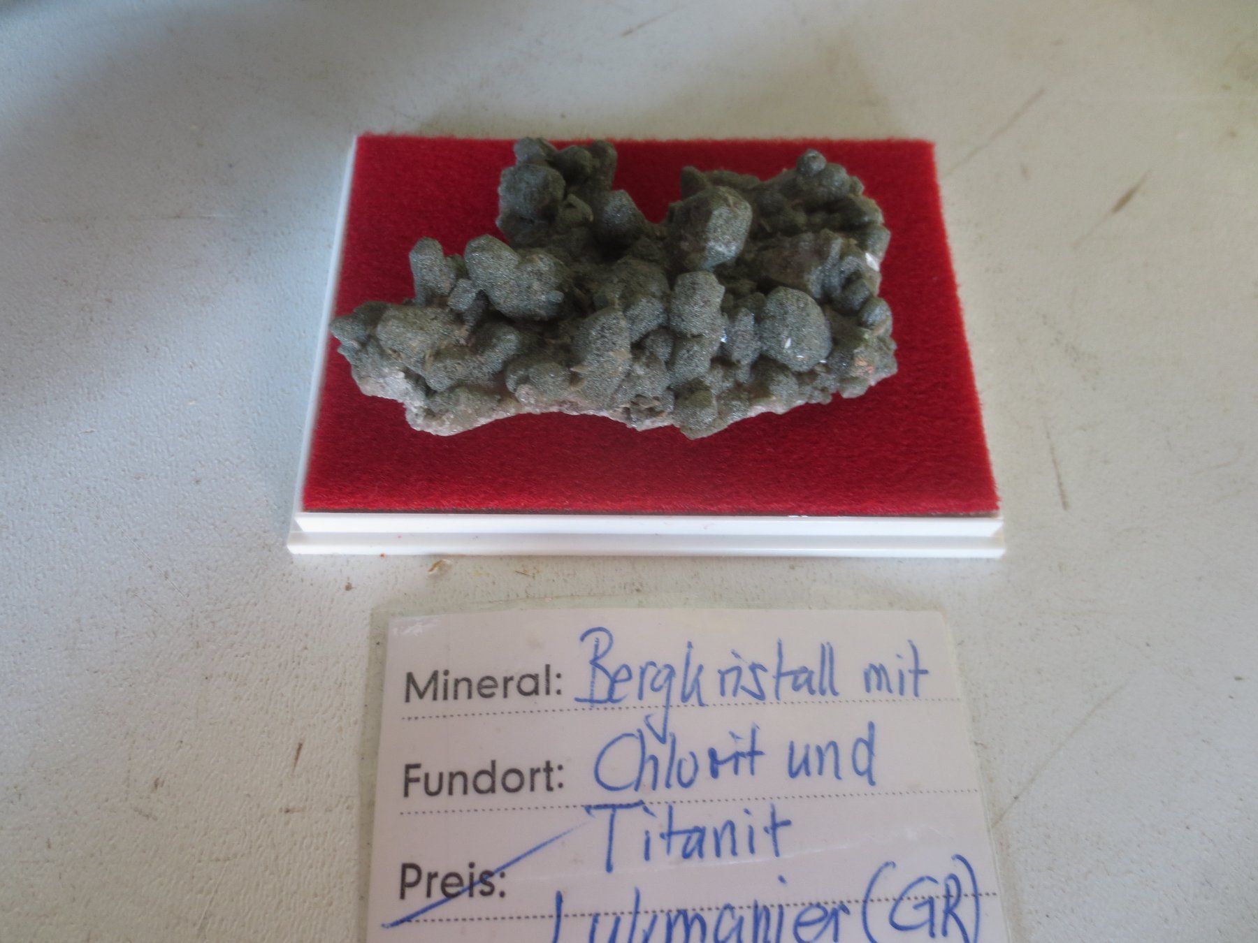 Mineralien & Heilsteine: Chlurit + Titanit – Gebraucht aus Weier im Emmental von waefler03