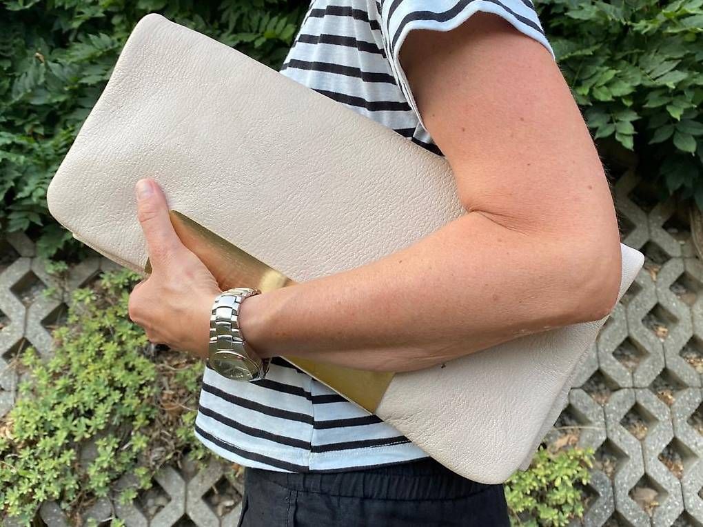 Sacs femmes: Borsa Jimmy Choo, elegante e versatile! – D'occasion à Stabio par vro_t985 1