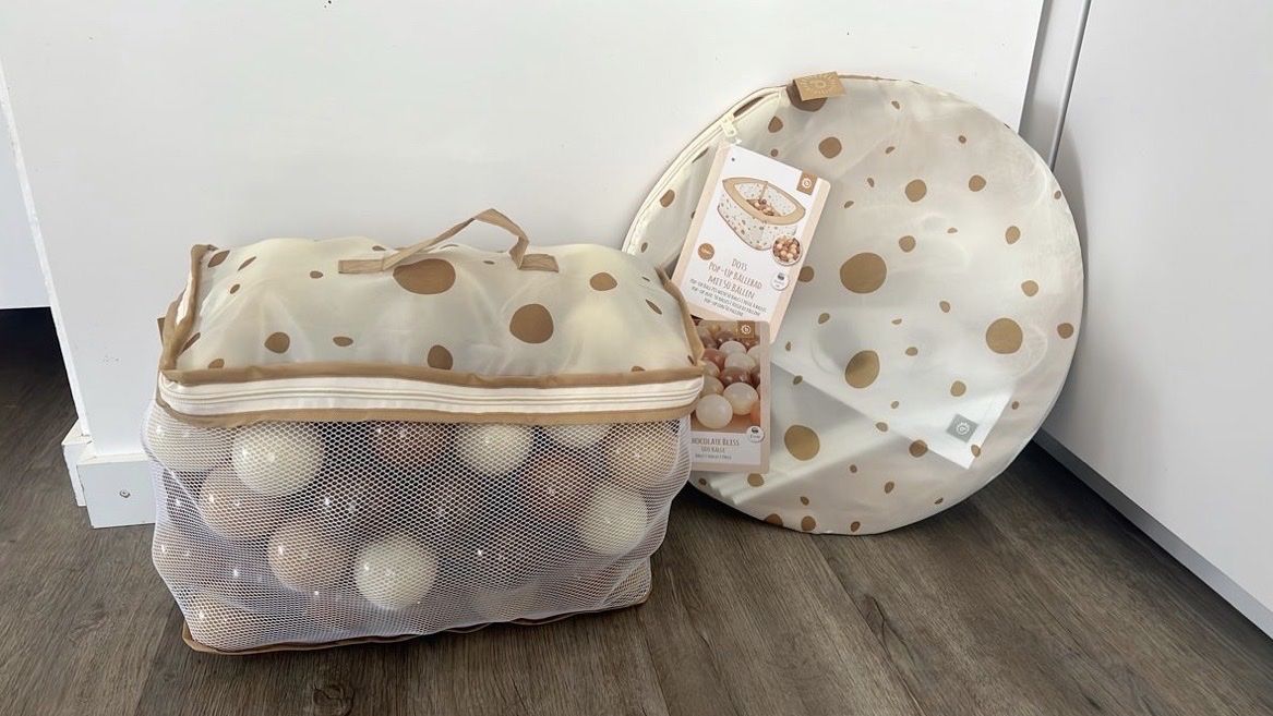 Giocattoli: Bällebad mit Bällen – Nuovo (secondo la descrizione) da Arnegg venduto da lala888
