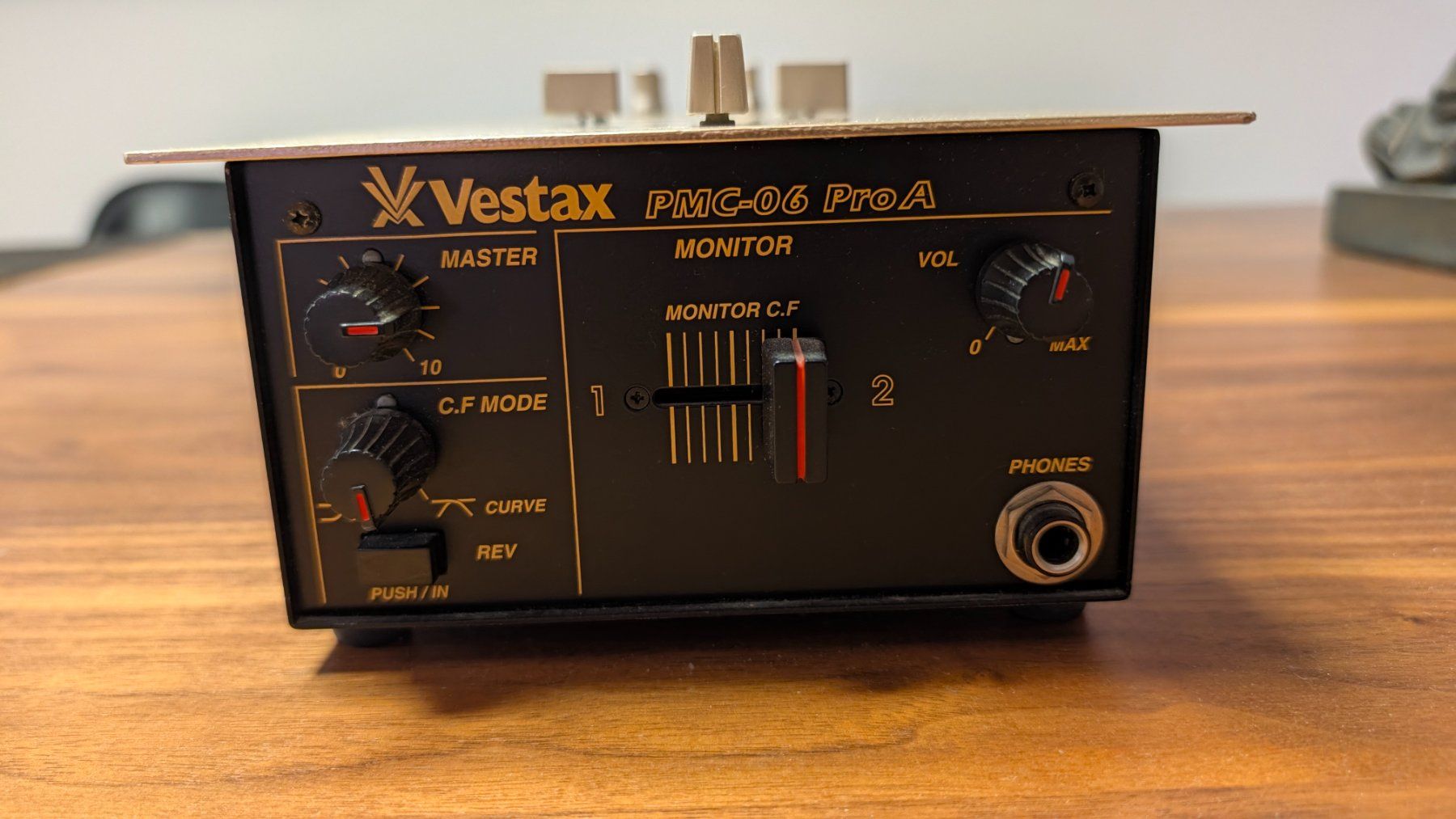 Console di mixaggio: Vestax PMC-06 Pro A – Usato da Basel venduto da Ragnar53 2