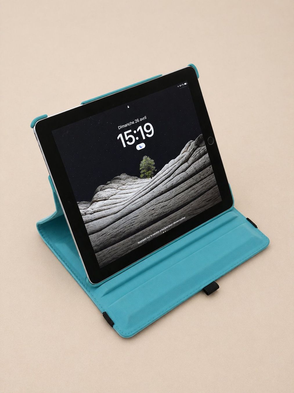 Apple Tablet PC: Apple iPad Pro 9.7" 32 GB A1673 – Gebraucht aus Les Acacias von Jean_Johan 1