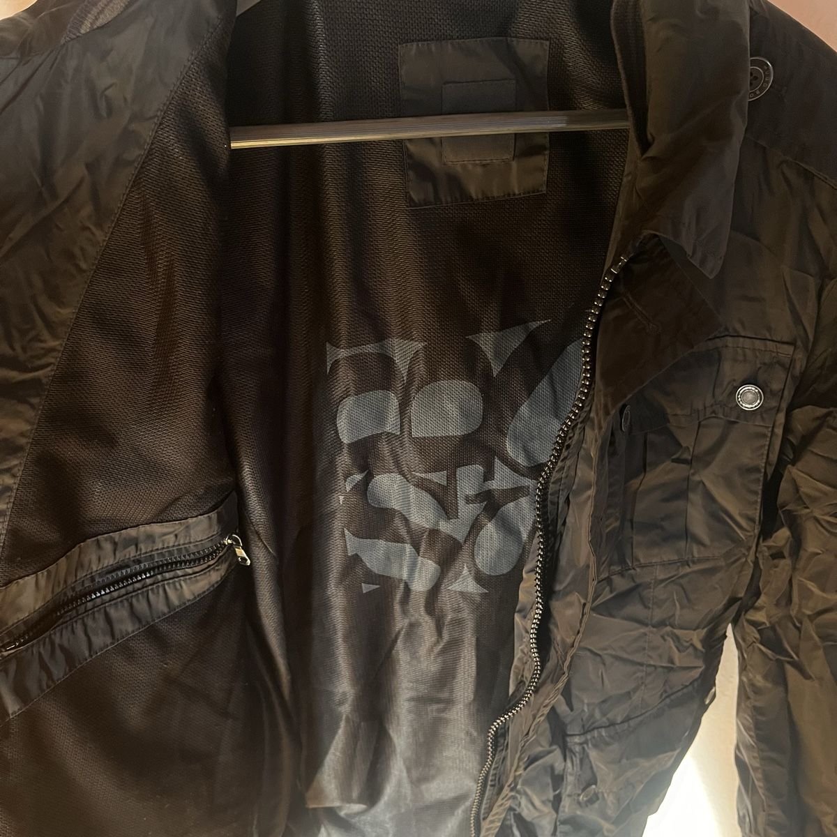 Hugo Boss Giacche: Hugo Boss Windbreaker – Usato da Diepflingen venduto da ldvintagestreetwear 6