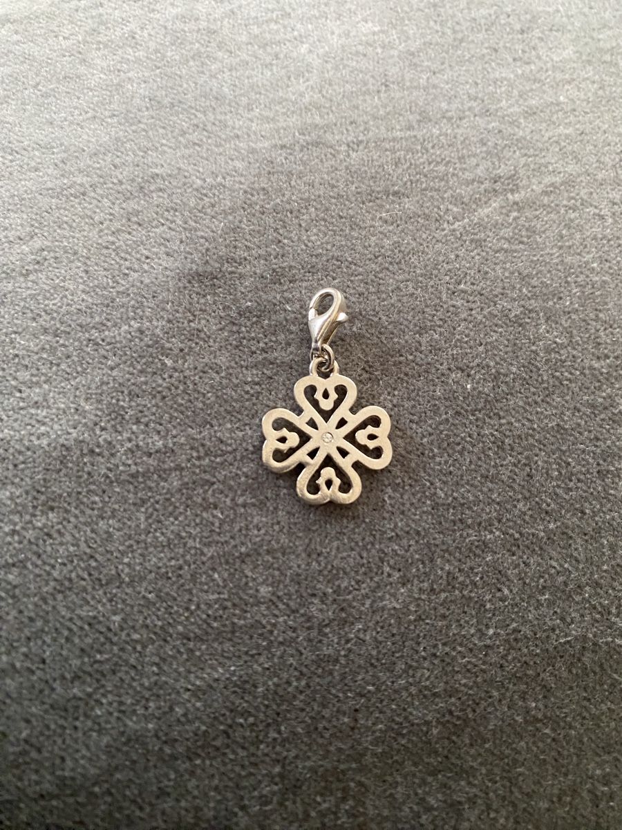 Thomas Sabo Anhänger: Thomas Sabo Charm Kleeblatt – Gebraucht aus Muri AG von sonneblueme10