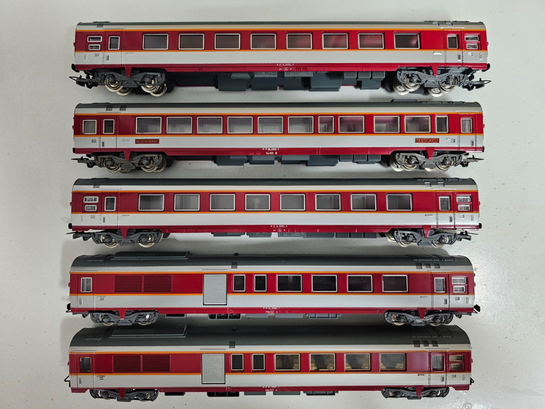 Jouef Modelleisenbahnen: Jouef 5 voitures SNCF dès 1.-fr – Gebraucht aus bassecourt von