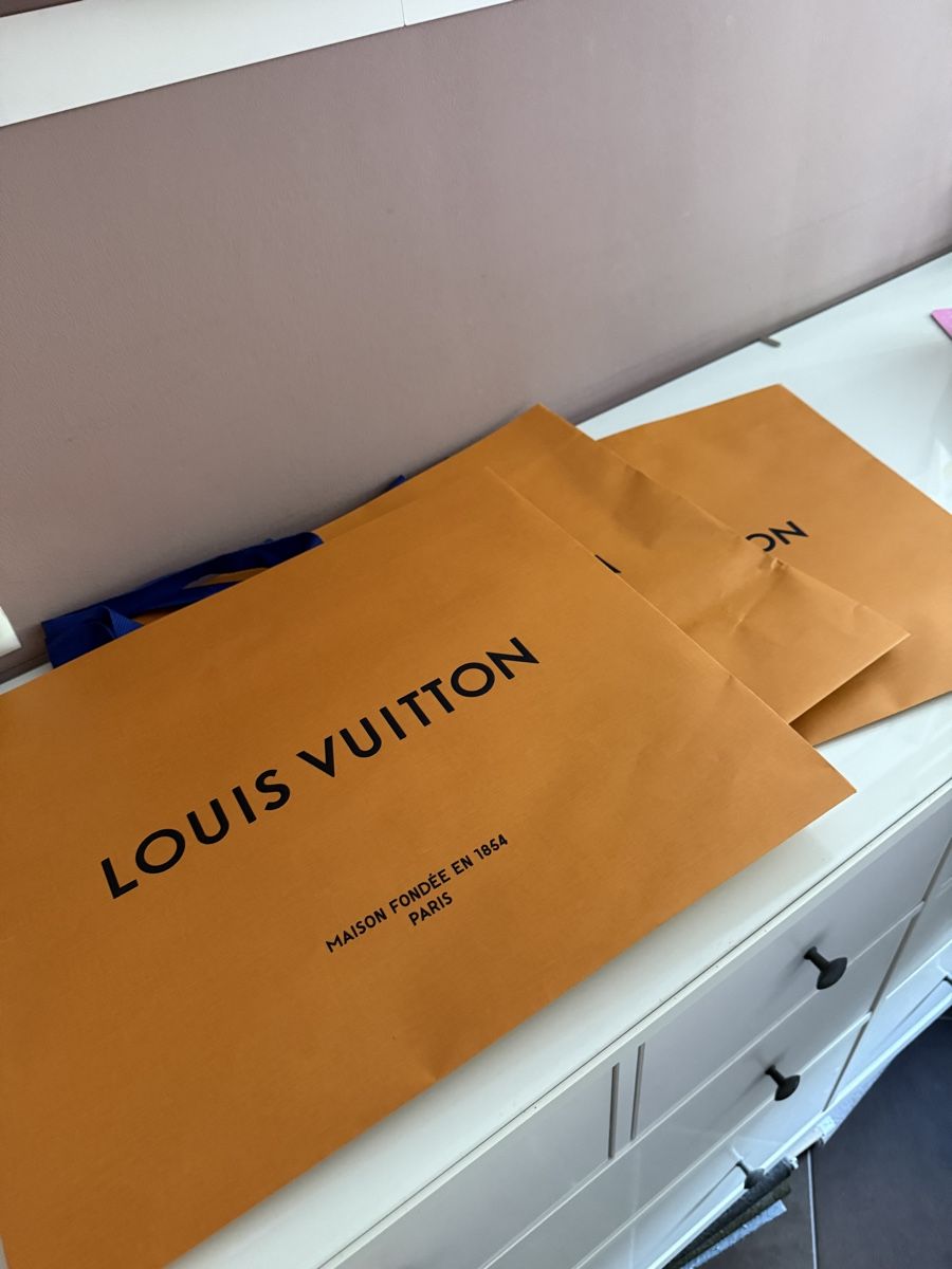 Louis Vuitton Taschen für Damen: LV Papiertaschen Original  – Gebraucht aus Horgen von Pezi8810 2