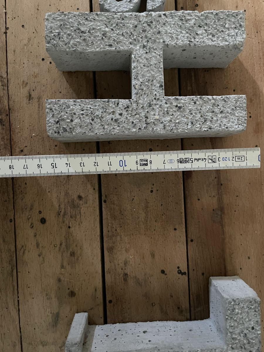 Tutte le decorazioni: Beton-Buchstaben – Nuovo (secondo la descrizione) da Büren an der Aare venduto da mii_57vx 2