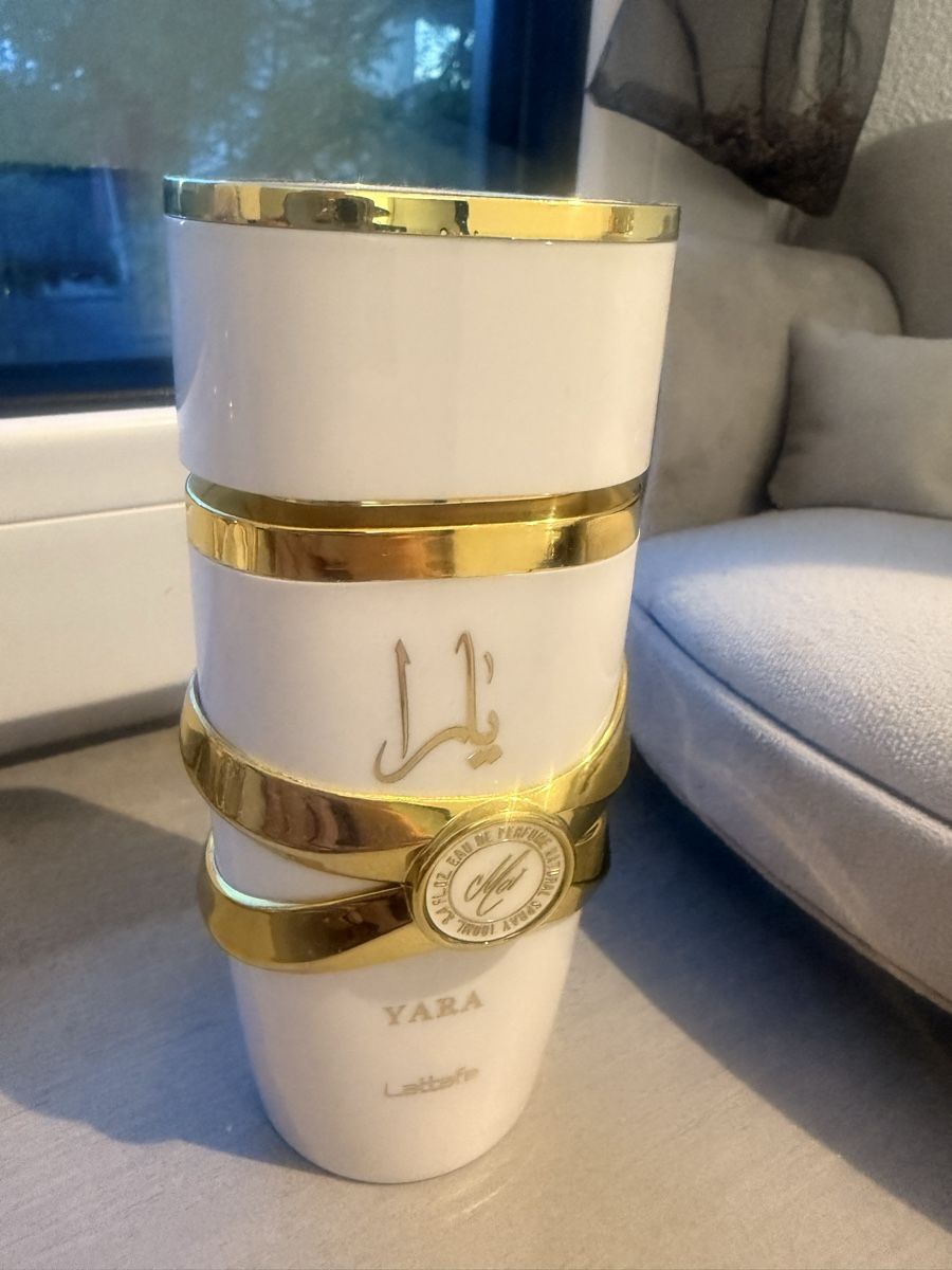 Lattafa Profumi & Eau de Toilette: Yara Lattafa,Eau de Parfum 100ml  – Nuovo (secondo la descrizione) da Klingnau venduto da Nirvana