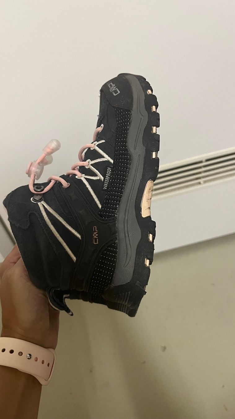 Scarpe per ragazzi: CMP Kinder Wald/Wander Schuhe – Usato da Frauenfeld venduto da anaul_2000 1