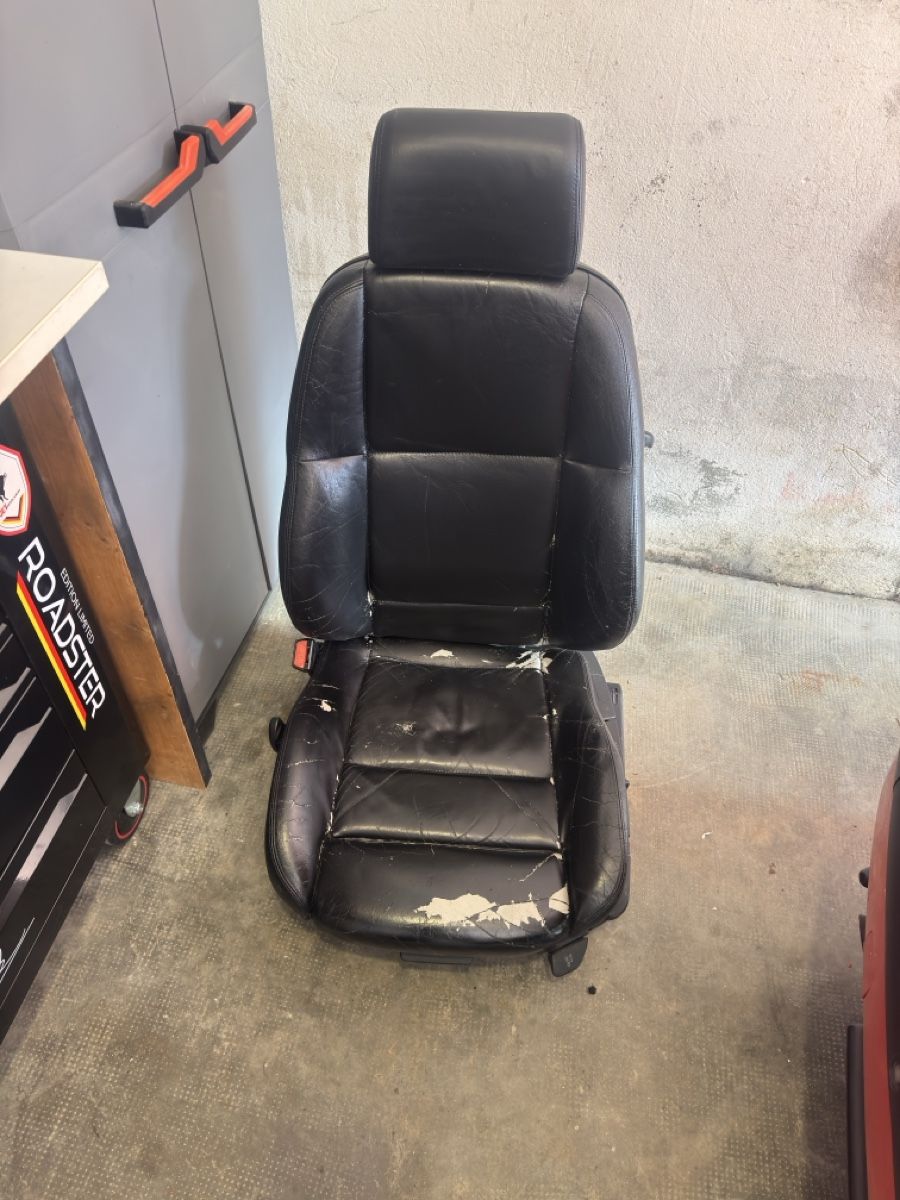 BMW Toutes les pièces auto: Sièges bmw e36 pack M  – D'occasion à Chézard-St-Martin par Quimjorge21 1