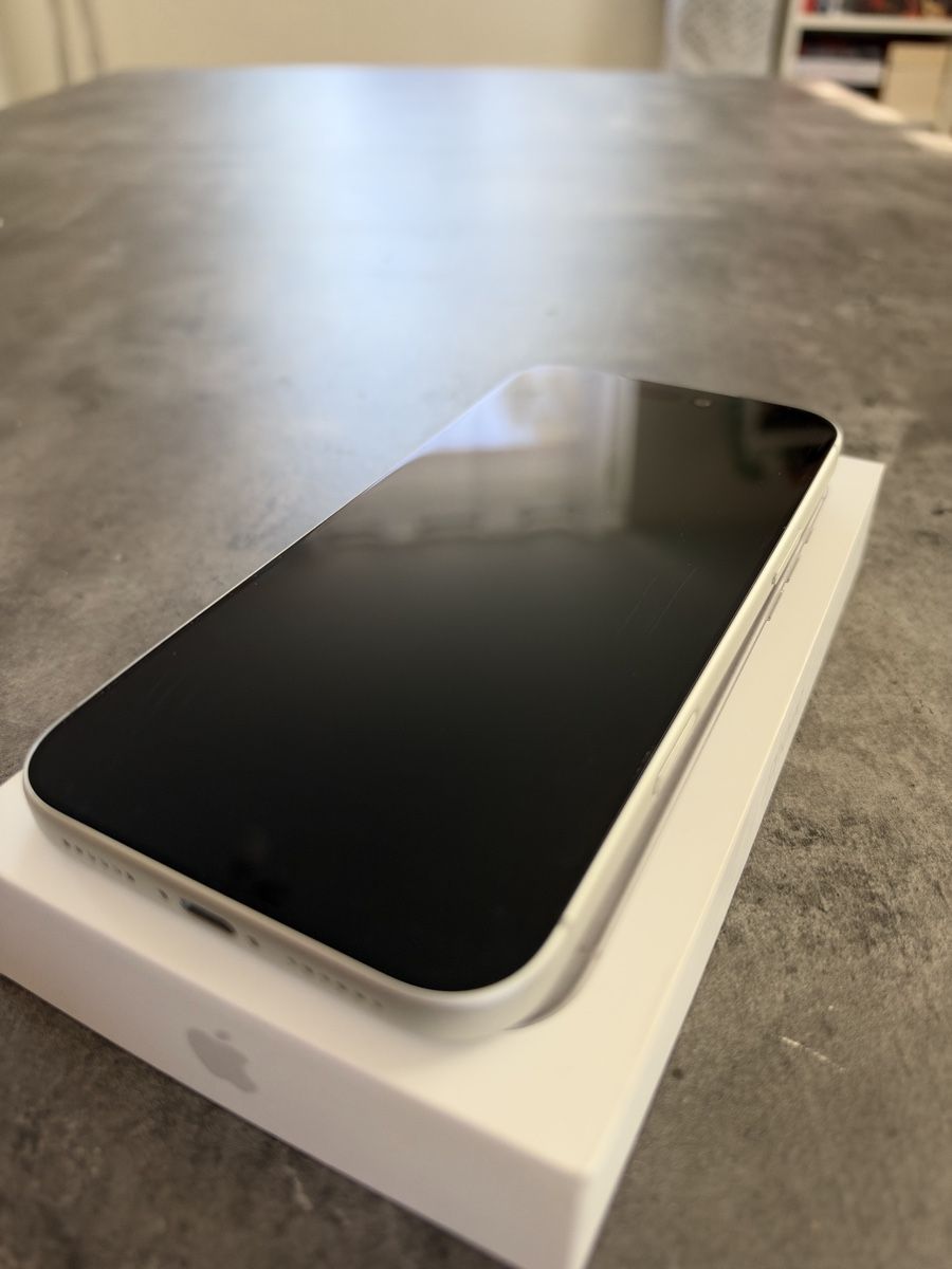 Apple Portables: IPhone 17 Pro Max 256GB – D'occasion à Bichelsee par enolabeverly 1