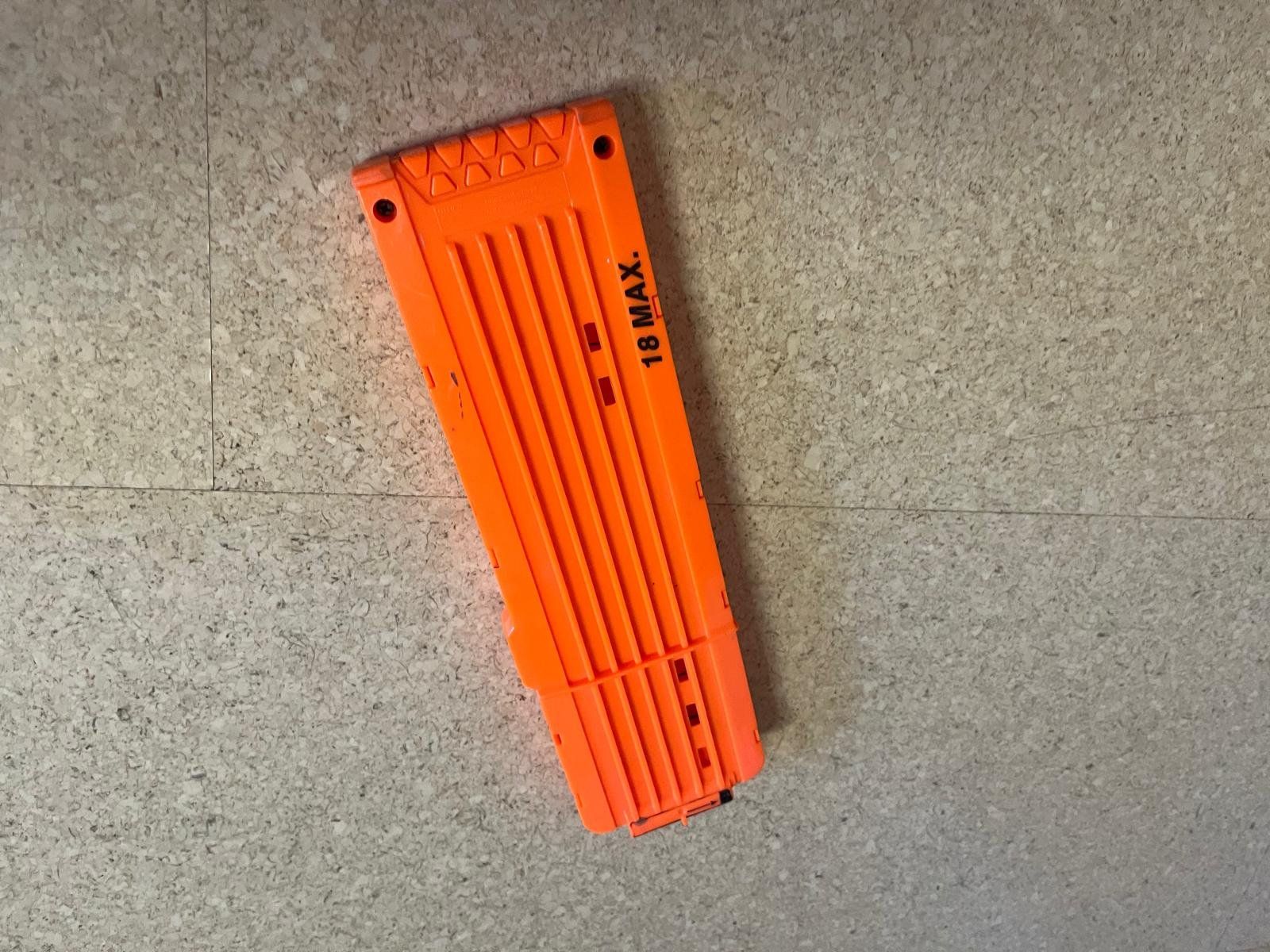 Nerf Giocattoli: Nerfmagazin 1 – Usato da Buttwil venduto da glasklar