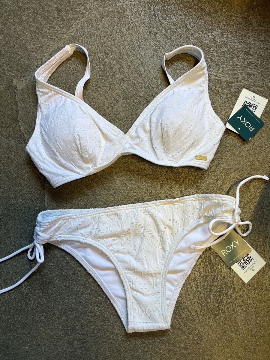 Roxy Costumi da bagno & Bikini: Maillot de bain Roxy Femmes Taille S – Nuovo e nell'imballaggio originale da Orbe venduto da D-stockFactory-Orbe