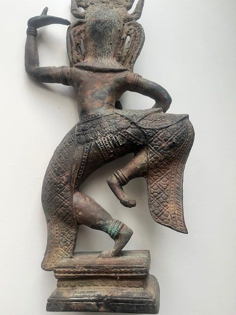 Statuette: Antike Metallfigur - Thailändischer Tänzer – Usato da Romanshorn venduto da Knut4 3
