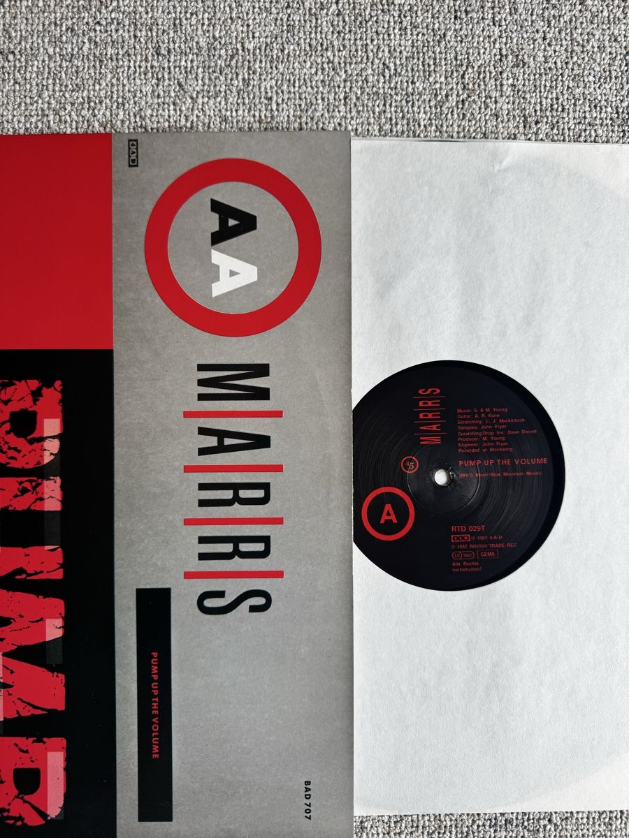 Vinyles: MARRS -  Pump Up The Volume - 12" Maxi  - 80s – D'occasion à Rorbas par BlackstarRecords 2