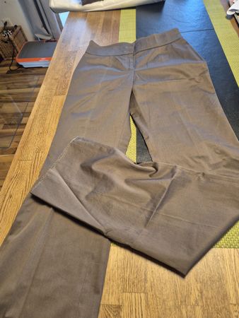 Elegante DIANA GALLESI Hose, Grösse 36, Neu mit Etikett!
