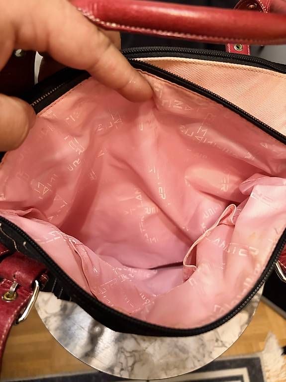 Borse da donna: Lancaster Paris Handtasche  Schwarz/Rot – Usato da Nidau venduto da Kali_23 3