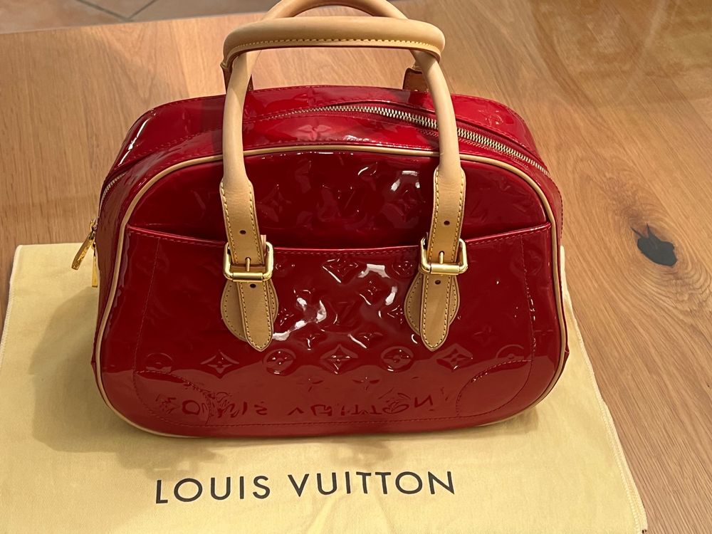 Louis Vuitton Pomme D'amour Vernis Summit Drive Bag Louis Vuitton