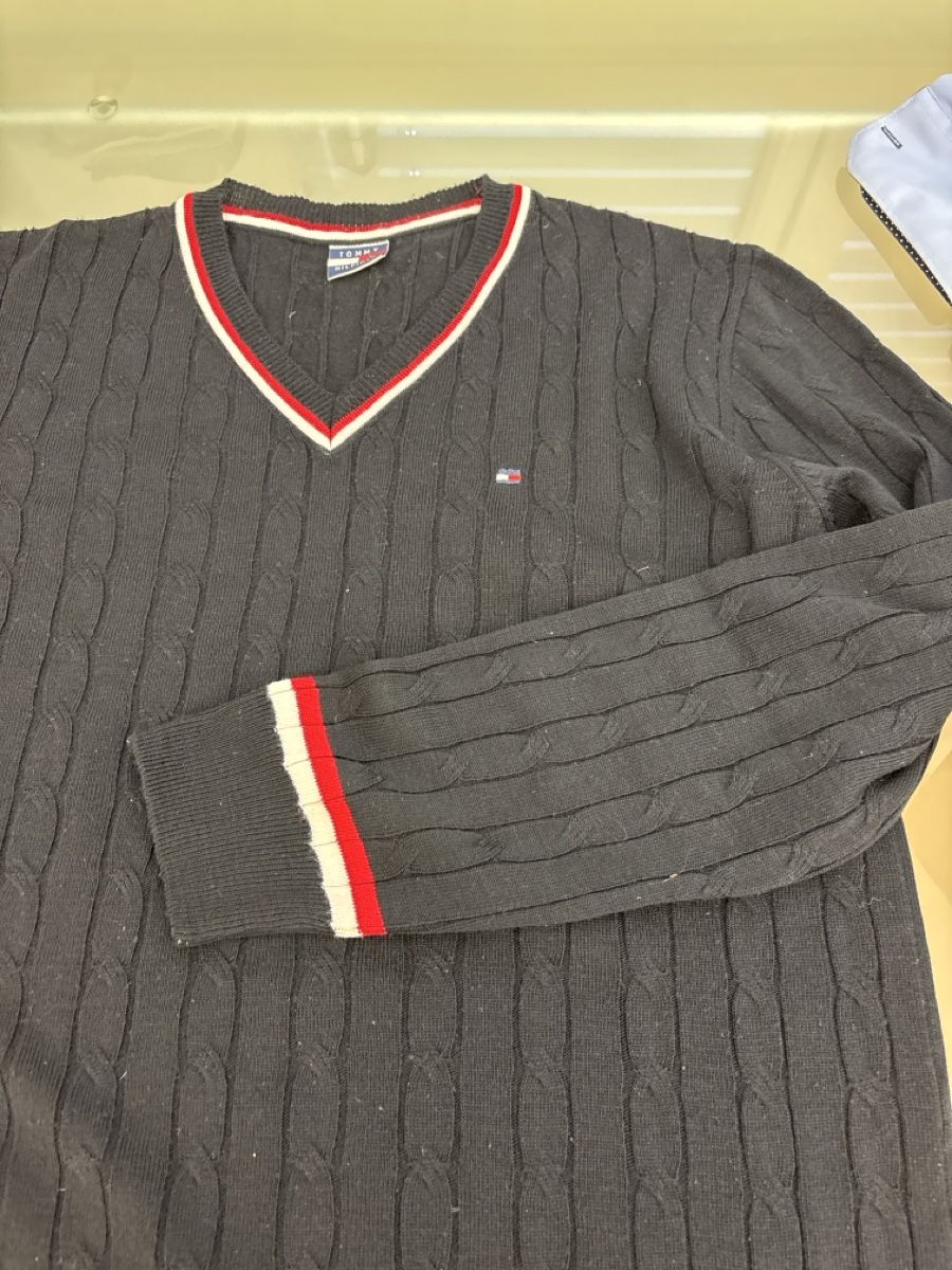 Tommy Hilfiger Maglioni & Felpe: Thommy Hilfiger Pulli Gr. M schwarz – Nuovo (secondo la descrizione) da Kaltbrunn venduto da Modern 1