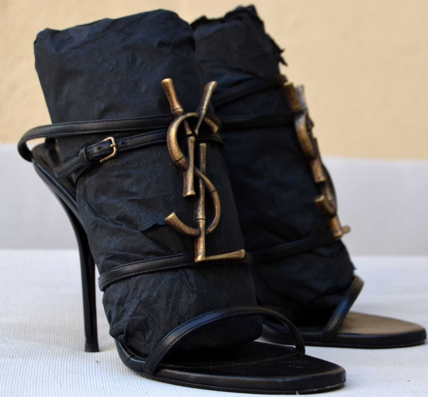 Saint Laurent Scarpe da donna: Yves Saint Laurent Pups .36 – Usato da Collonges venduto da Allegree 6