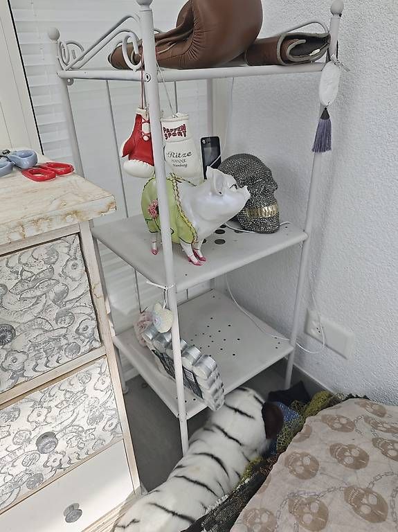 Regale: weisses beistellregal – Gebraucht aus Adligenswil von balboa5 1