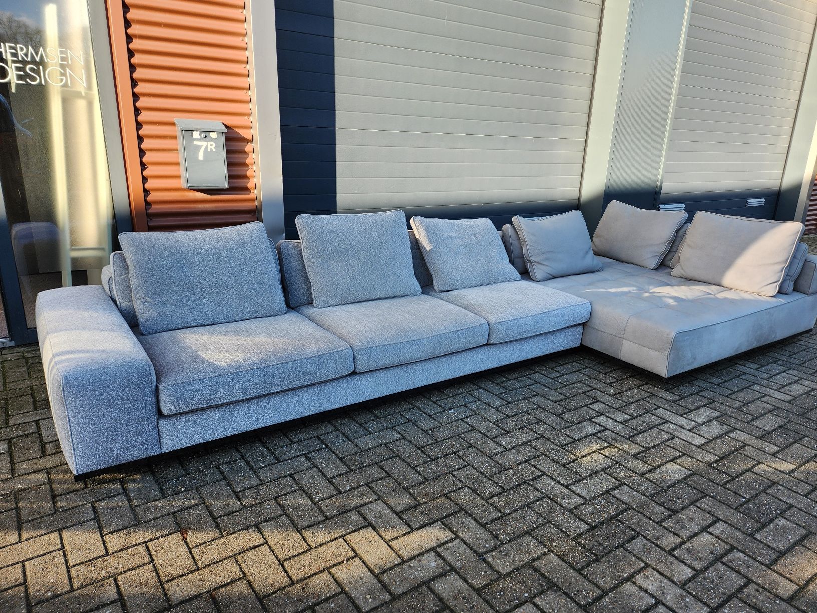 Minotti Sofas: Minotti Lawrence / Lawrence Clan Sofa by Rodolfo Dordoni – Gebraucht aus Gelderland von HermsenDesign