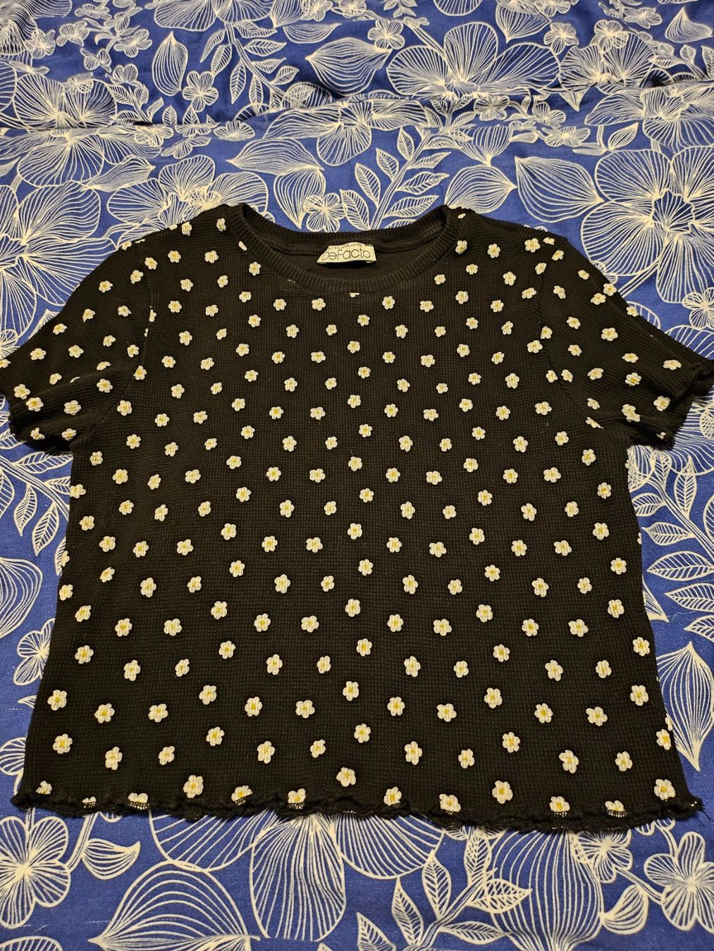 T-Shirts: T-shirt gr Xxl eher klein geschnitten – Neu (gemäss Beschreibung) aus Dietikon von Eleda
