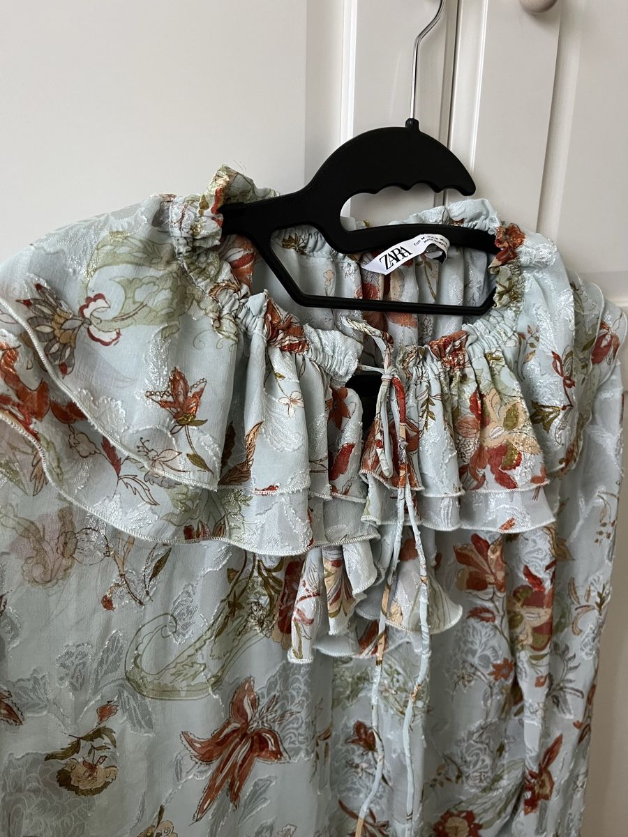 Zara Camicette: Frontverschluss-Herbstbluse – Nuovo (secondo la descrizione) da Allschwil venduto da eyl_bb8q 2